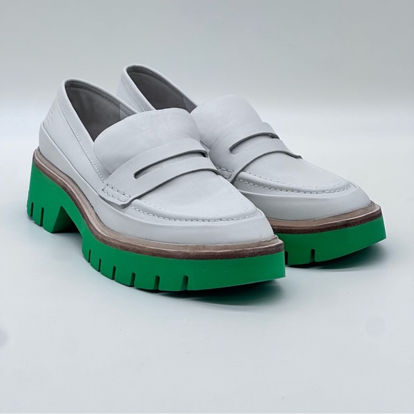 Stylish White and Green Women's Loafers - Picture 7 of 8